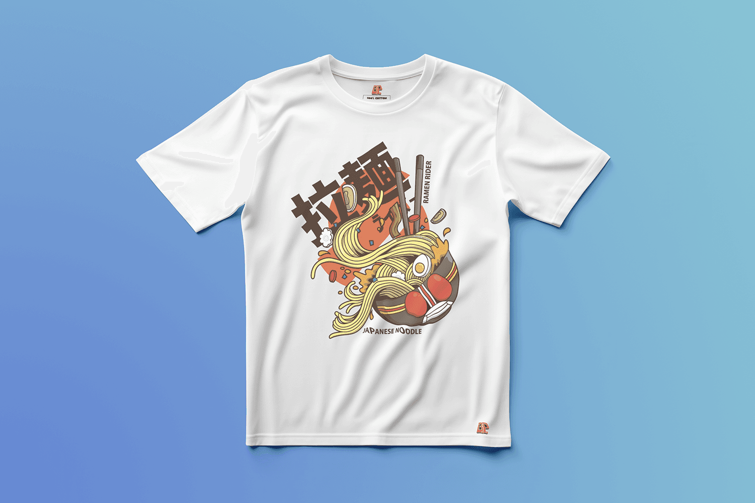 Ramen Riderの白いグラフィックTシャツ（正面）