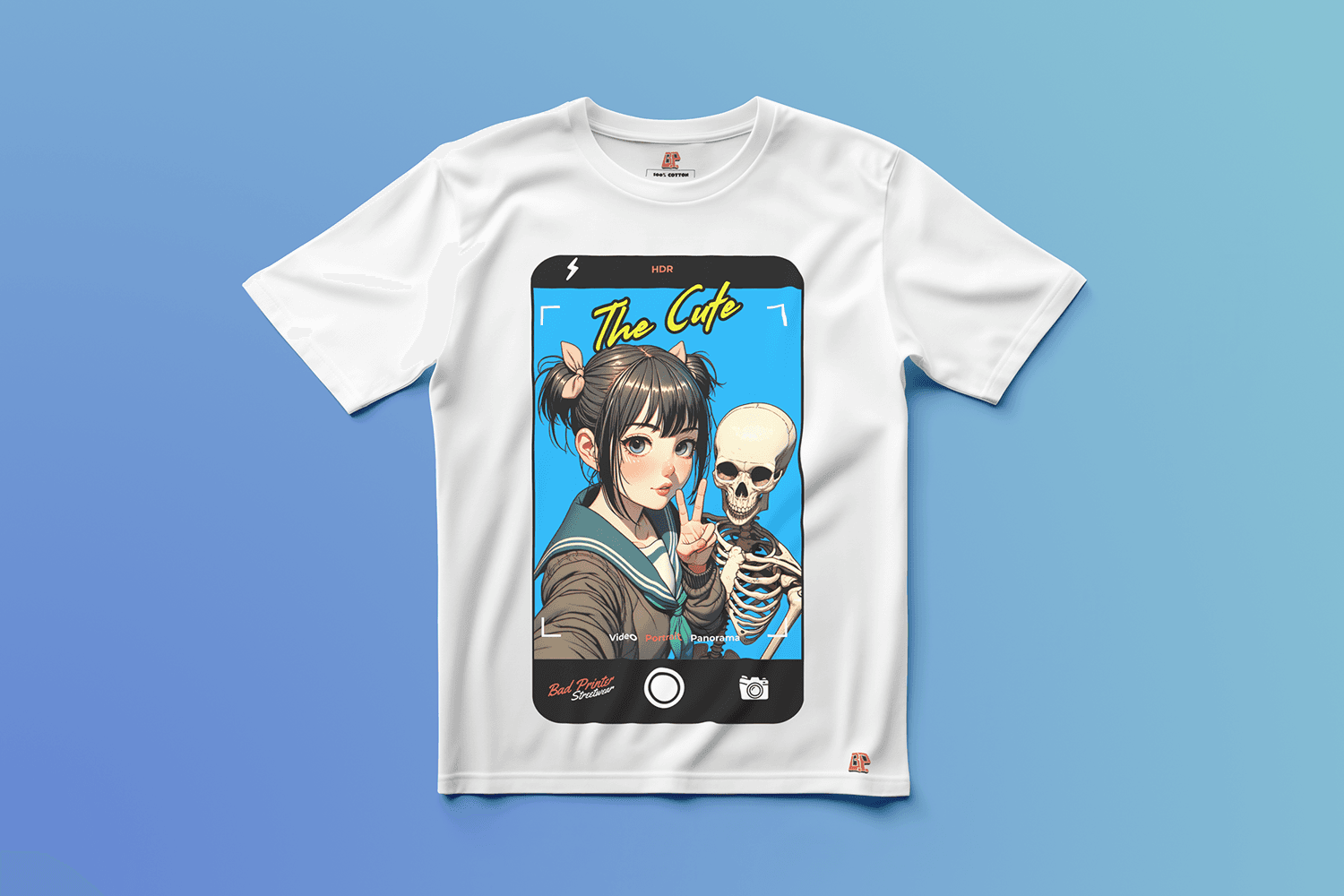 Self Editionの白いグラフィックTシャツ（正面）